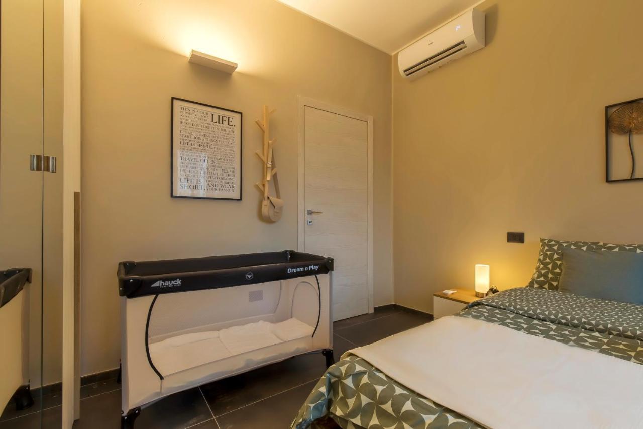 Modern & Bright 2 Bedroom Flat 50M From M4 Stop ميلان المظهر الخارجي الصورة