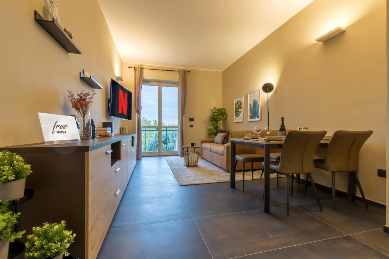 Modern & Bright 2 Bedroom Flat 50M From M4 Stop ميلان المظهر الخارجي الصورة