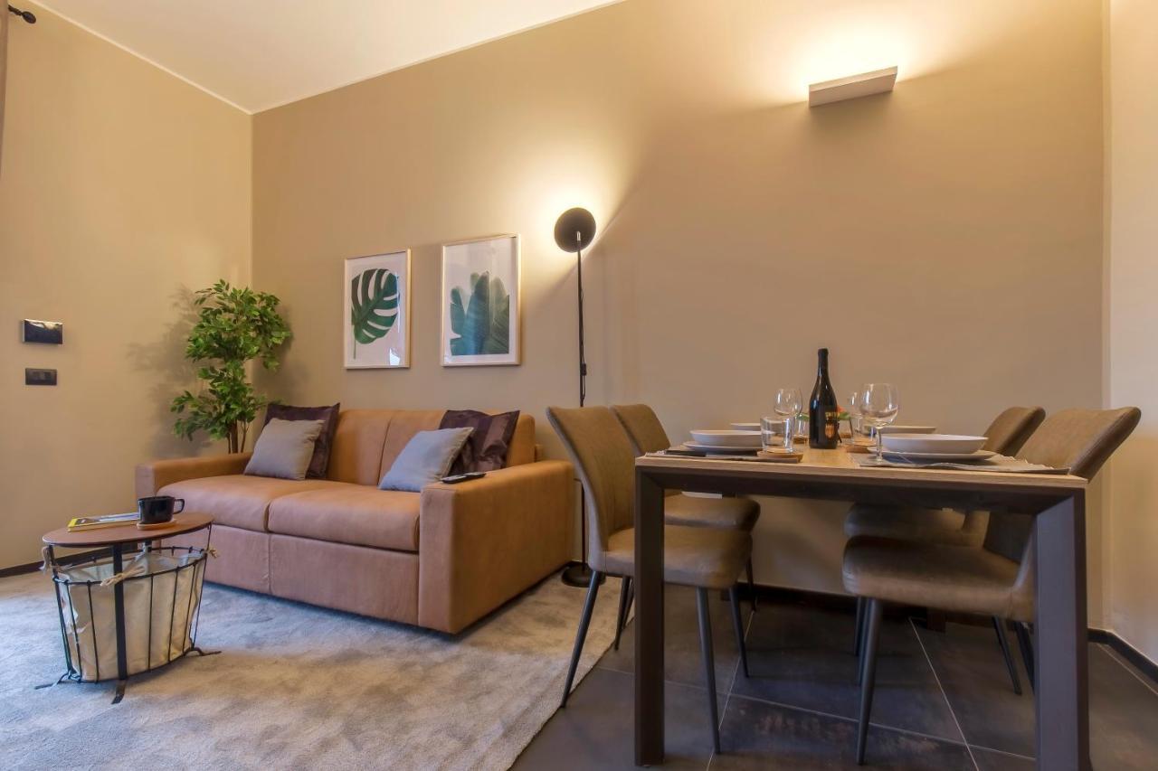 Modern & Bright 2 Bedroom Flat 50M From M4 Stop ميلان المظهر الخارجي الصورة