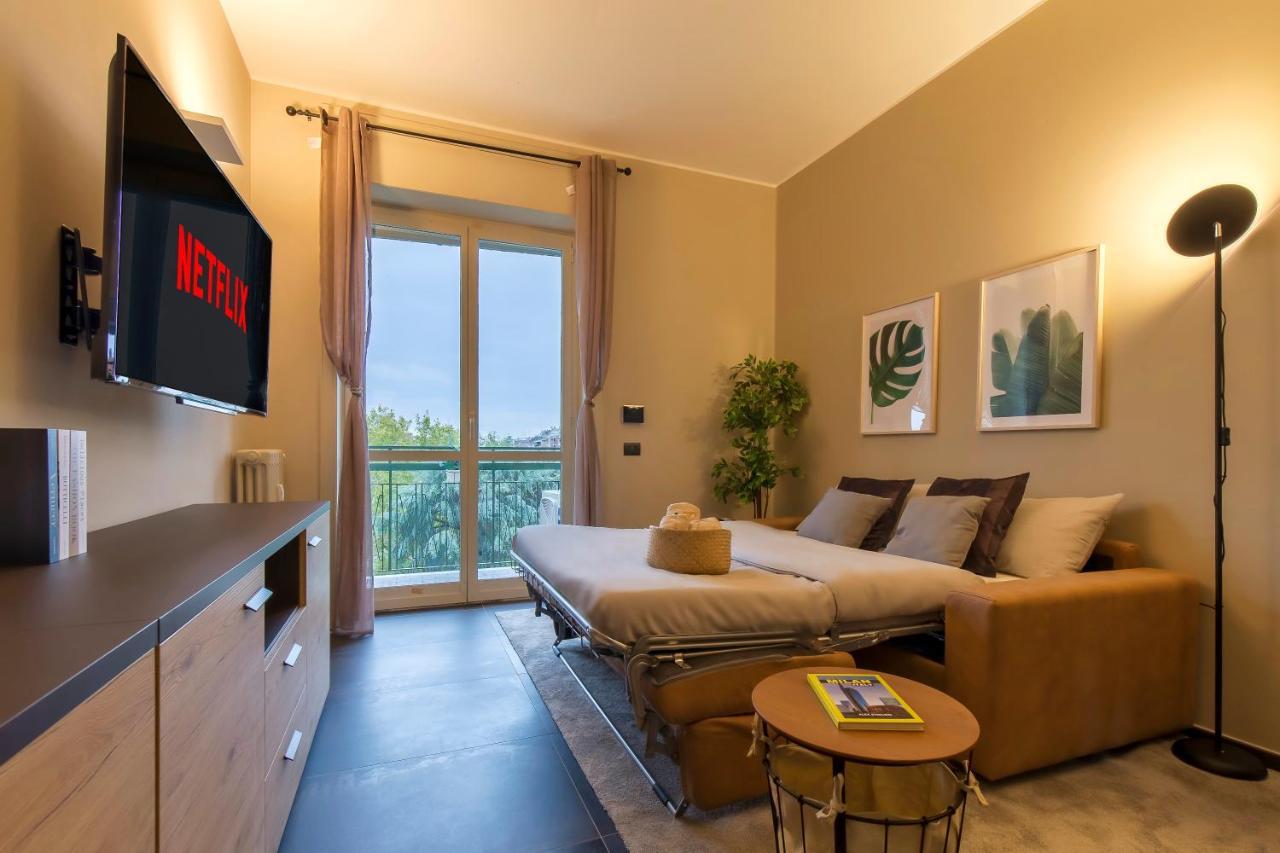 Modern & Bright 2 Bedroom Flat 50M From M4 Stop ميلان المظهر الخارجي الصورة