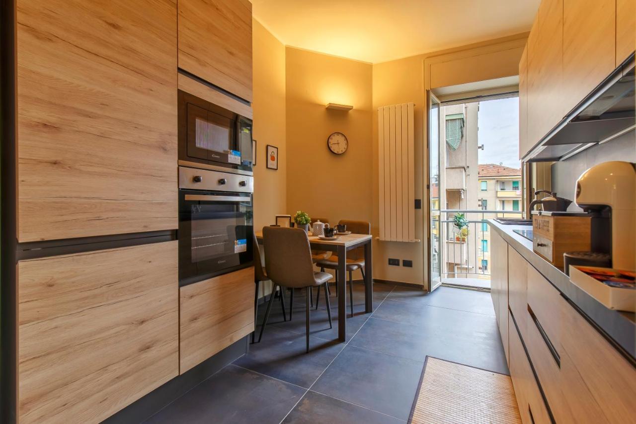 Modern & Bright 2 Bedroom Flat 50M From M4 Stop ميلان المظهر الخارجي الصورة