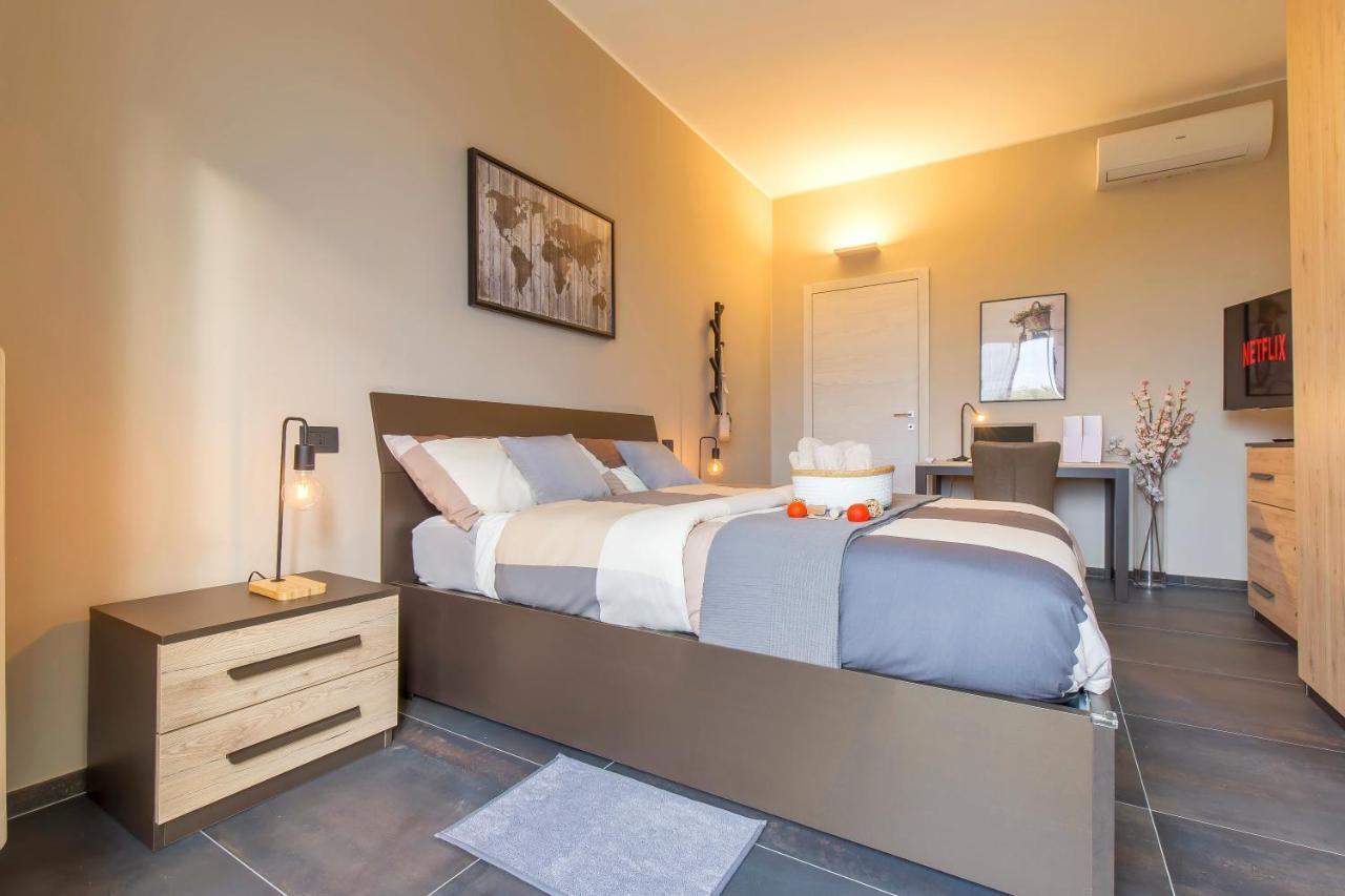 Modern & Bright 2 Bedroom Flat 50M From M4 Stop ميلان المظهر الخارجي الصورة