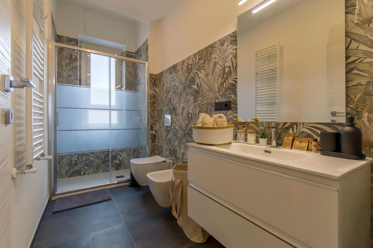 Modern & Bright 2 Bedroom Flat 50M From M4 Stop ميلان المظهر الخارجي الصورة