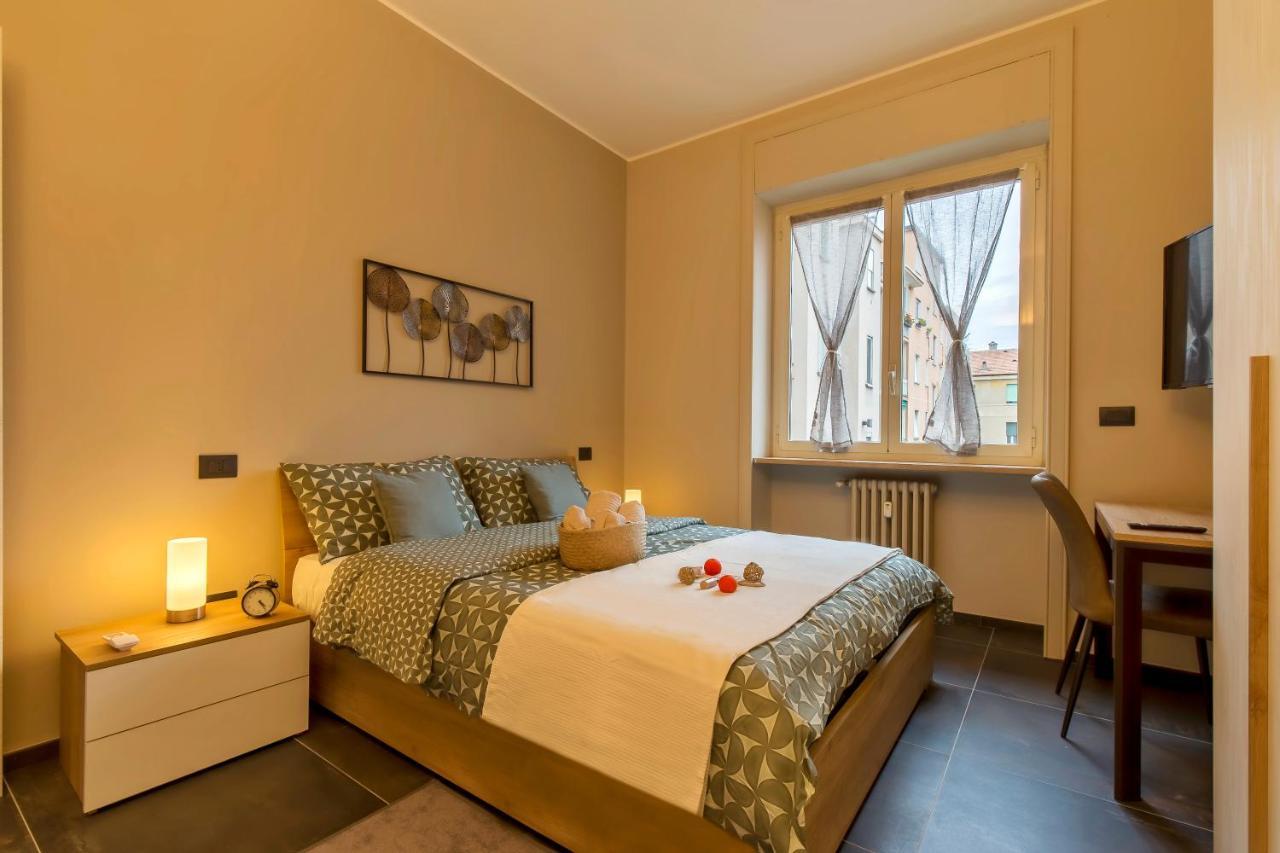 Modern & Bright 2 Bedroom Flat 50M From M4 Stop ميلان المظهر الخارجي الصورة