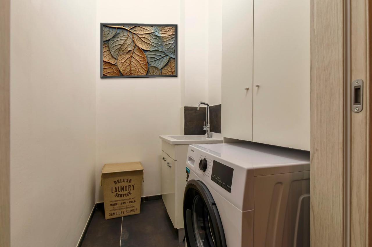 Modern & Bright 2 Bedroom Flat 50M From M4 Stop ميلان المظهر الخارجي الصورة